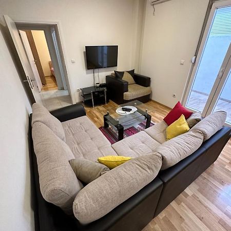 Selena Apartment Подгорица Екстериор снимка