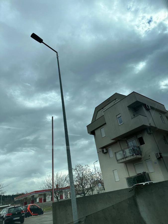 Selena Apartment Подгорица Екстериор снимка