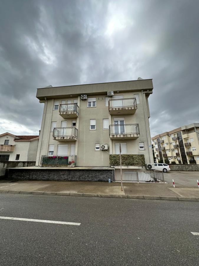 Selena Apartment Подгорица Екстериор снимка